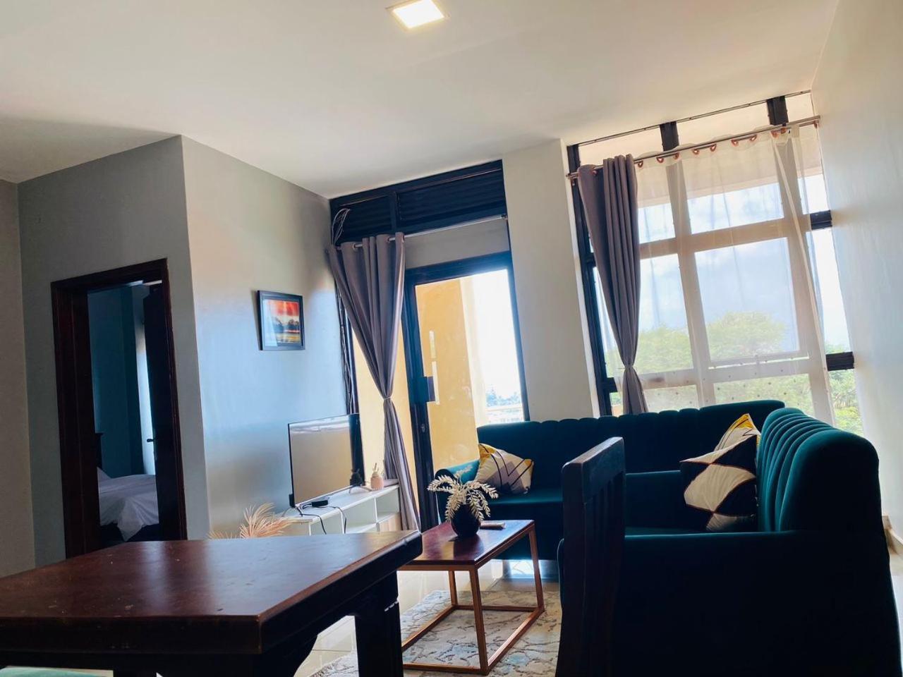 Eika At Acacia Mall Apartamento